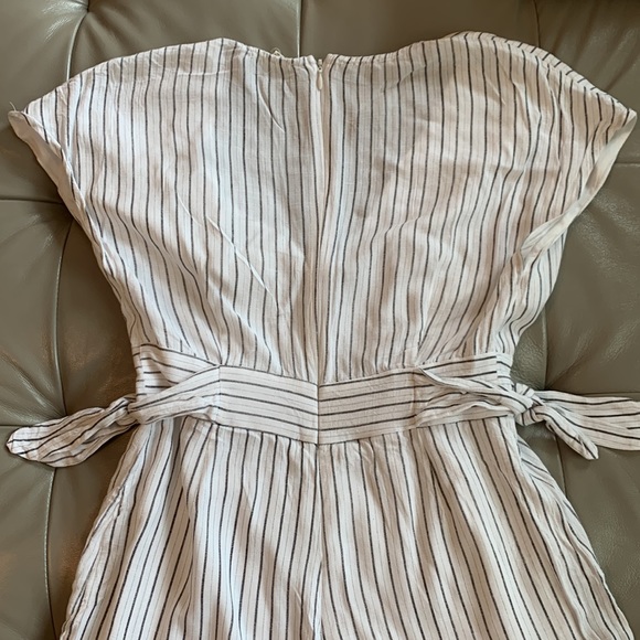 Main Strip Black & White Striped Romper - Picture 4 of 9